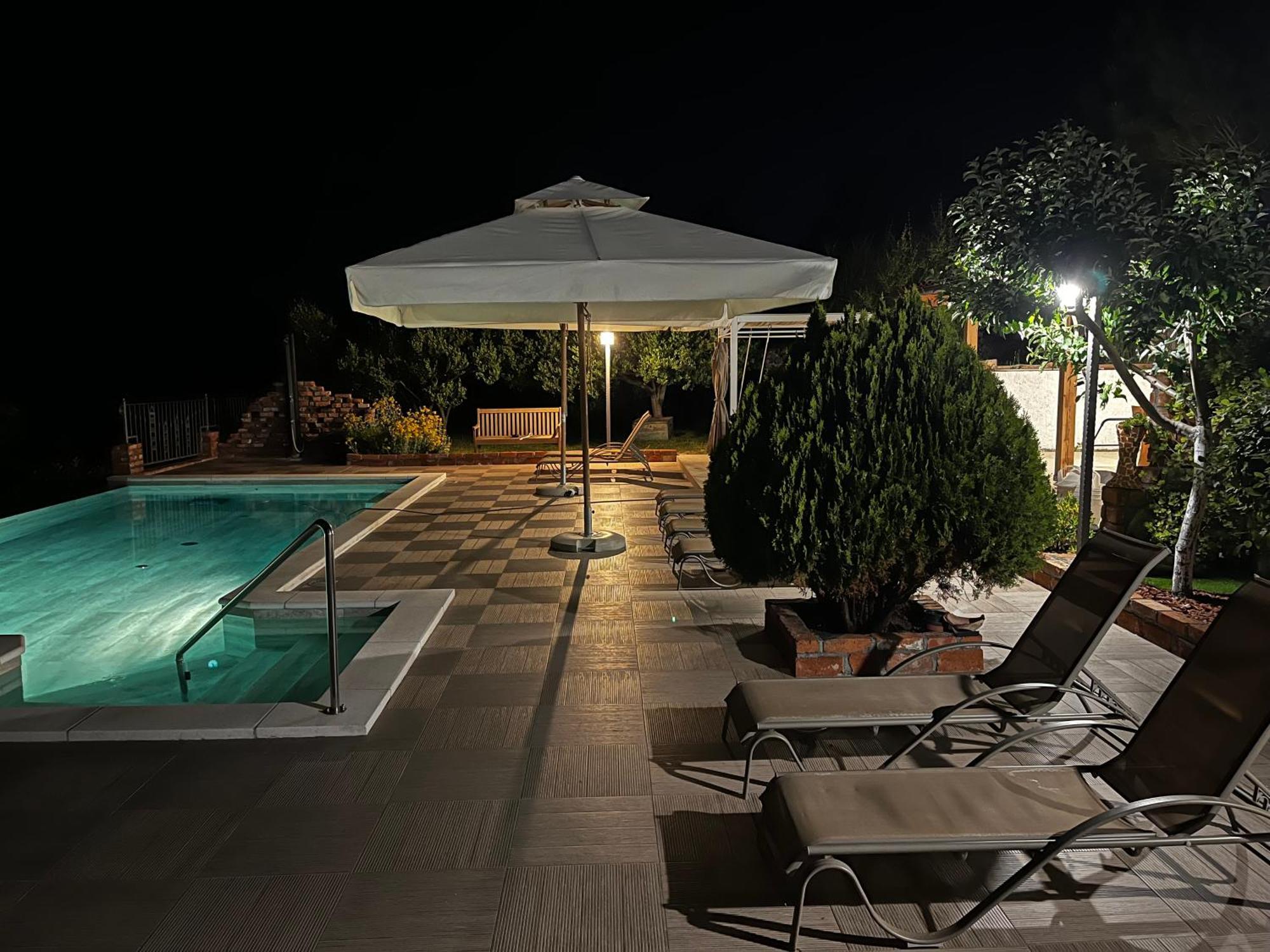 Villa Lidia Mundanije Bagian luar foto